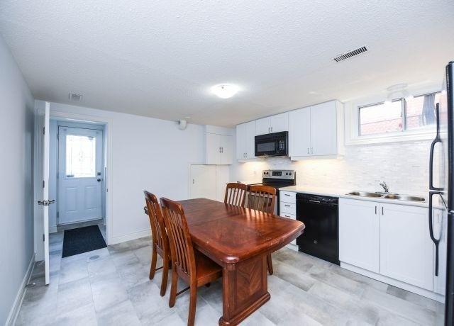 3363 Weston Rd, House semidetached with 3 bedrooms, 2 bathrooms and 4 parking in Toronto ON | Image 19
