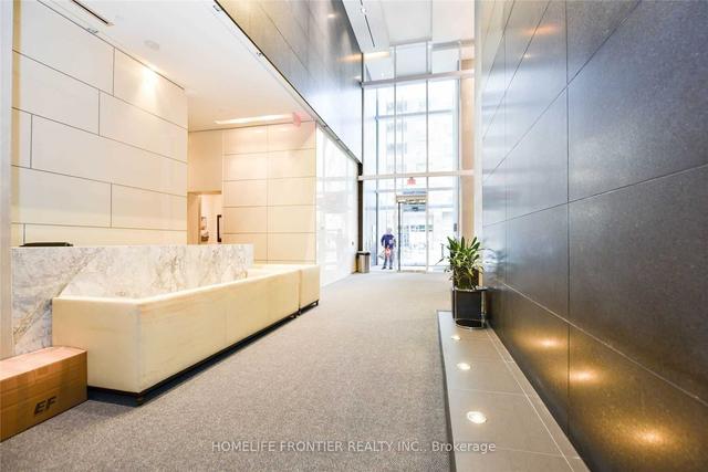 2101 - 15 Grenville St, Condo with 1 bedrooms, 1 bathrooms and 0 parking in Toronto ON | Image 17