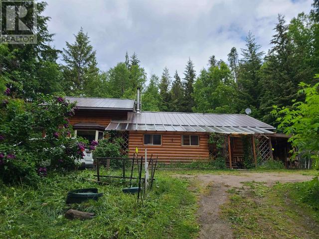 11736 Peterson Road, House detached with 2 bedrooms, 1 bathrooms and null parking in Fraser Fort George H BC | Card Image