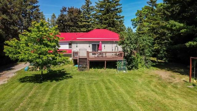 657 Robson Rd, House detached with 3 bedrooms, 2 bathrooms and 12 parking in Hamilton ON | Image 20