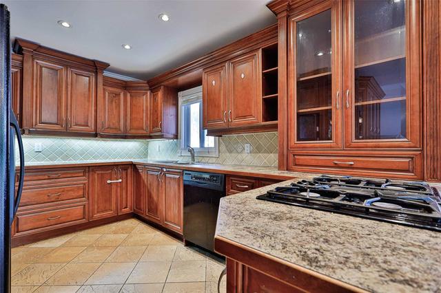 293 Ruggles Ave, House detached with 2 bedrooms, 3 bathrooms and 6 parking in Richmond Hill ON | Image 8