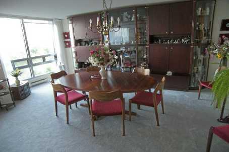 508 - 2180 Marine Dr, Condo with 2 bedrooms, 2 bathrooms and 1 parking in Oakville ON | Image 2