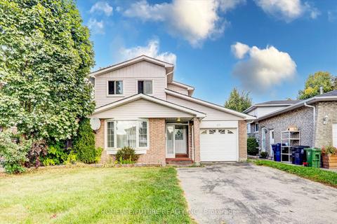 27 Wellpark Blvd, House detached with 3 bedrooms, 3 bathrooms and 5 parking in Toronto ON | Card Image