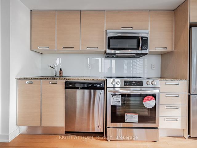 2907 - 33 Charles St E, Condo with 2 bedrooms, 1 bathrooms and 1 parking in Toronto ON | Image 36