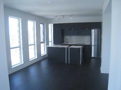 1609 - 170 Sumach St, Condo with 2 bedrooms, 2 bathrooms and 1 parking in Toronto ON | Image 3