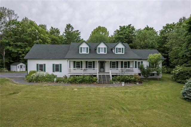 19487 Kenyon Concession 4 Road, House detached with 4 bedrooms, 3 bathrooms and 10 parking in North Glengarry ON | Image 1
