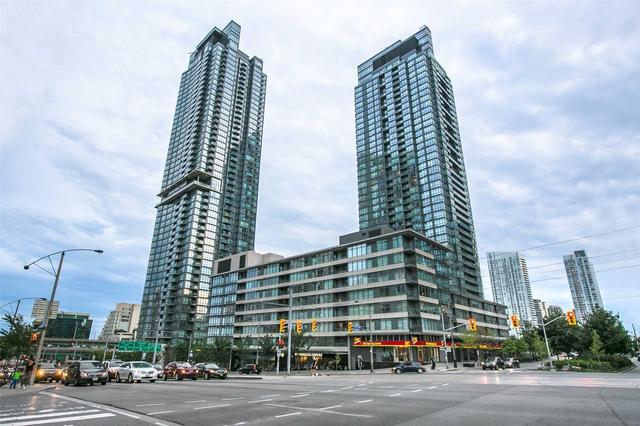 901 - 15 Fort York Blvd, Condo with 1 bedrooms, 1 bathrooms and 1 parking in Toronto ON | Image 1
