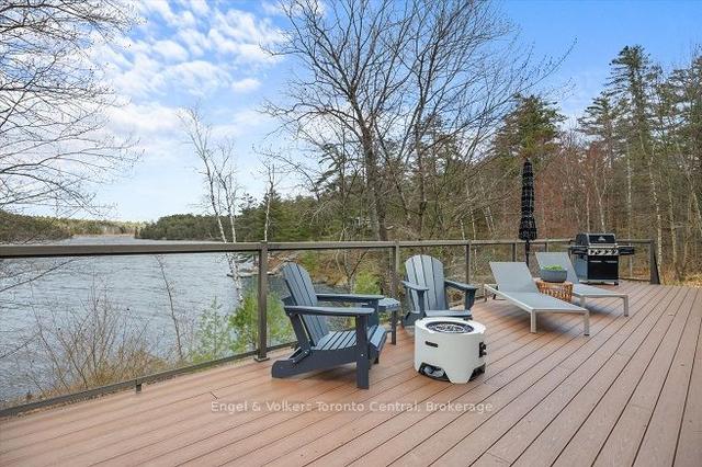 1020 Pine Ridge Rd, House detached with 3 bedrooms, 2 bathrooms and 17 parking in Gravenhurst ON | Image 34