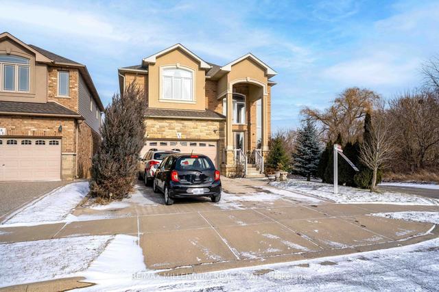 85 Onyx Crt, House detached with 4 bedrooms, 5 bathrooms and 4 parking in Hamilton ON | Image 35