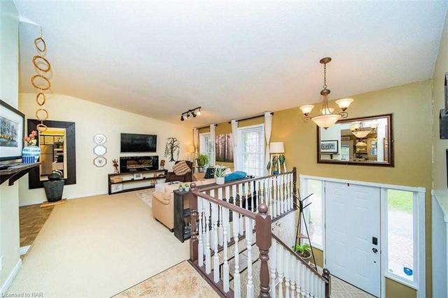 10557 Willoughby Dr, House detached with 3 bedrooms, 3 bathrooms and 12 parking in Niagara Falls ON | Image 12