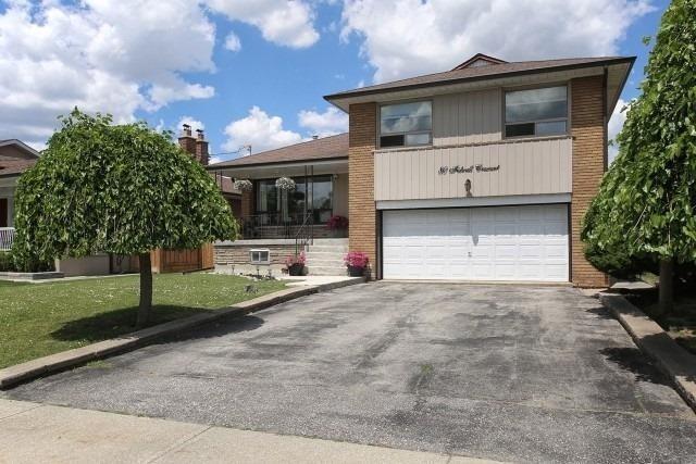 80 Fulwell Cres, House detached with 4 bedrooms, 2 bathrooms and 6 parking in Toronto ON | Image 12