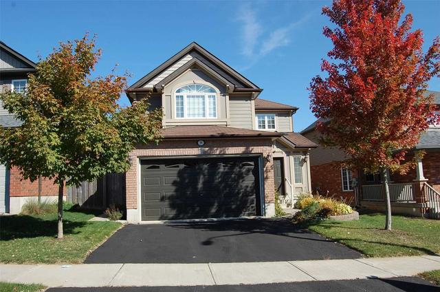 39 Sandringham Circ, House detached with 3 bedrooms, 4 bathrooms and 4 parking in Orangeville ON | Card Image