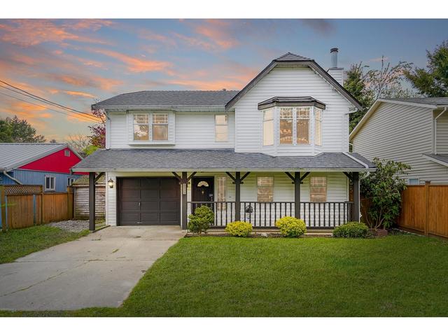 3233 273 Street, House detached with 4 bedrooms, 3 bathrooms and 4 parking in Langley BC | Card Image