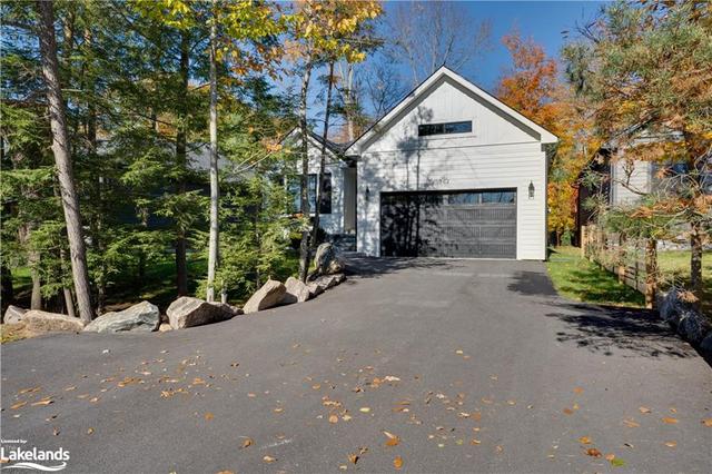 362 Fraser Street, House detached with 4 bedrooms, 3 bathrooms and null parking in Gravenhurst ON | Image 1