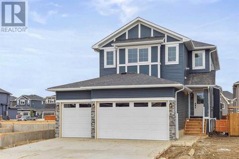 1347 Scarlett Ranch Boulevard, House detached with 3 bedrooms, 2 bathrooms and 6 parking in Carstairs AB | Card Image
