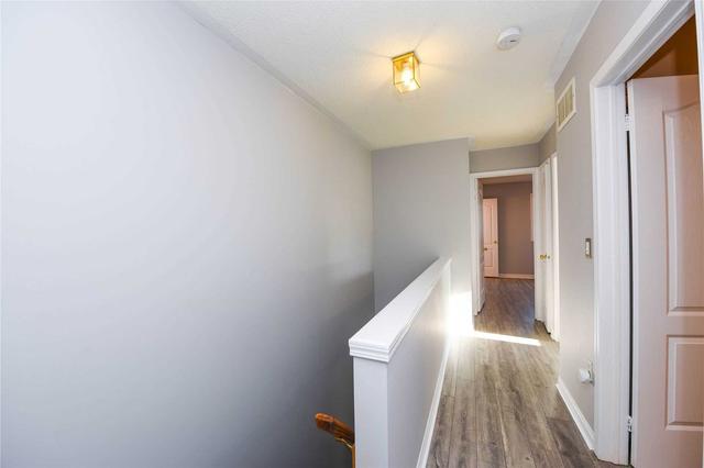 7224 Visor Gate, House semidetached with 3 bedrooms, 3 bathrooms and 3 parking in Mississauga ON | Image 16