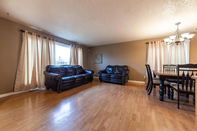 318 1st Street E, House detached with 4 bedrooms, 3 bathrooms and 4 parking in Lashburn SK | Image 4