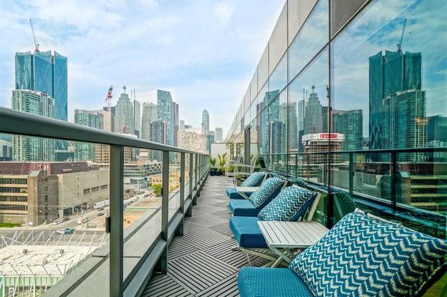 1123 - 39 Queens Quay E, Condo with 2 bedrooms, 2 bathrooms and 2 parking in Toronto ON | Image 22