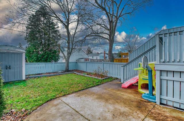 18 Rosedale Ave, House semidetached with 2 bedrooms, 2 bathrooms and 3 parking in St. Catharines ON | Image 24
