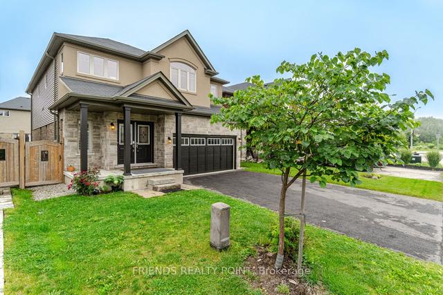 55 Thornbury Crt, House detached with 4 bedrooms, 3 bathrooms and 6 parking in Hamilton ON | Image 23