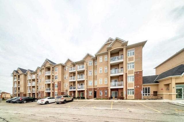 401 - 1370 Costigan Rd, Condo with 2 bedrooms, 2 bathrooms and 2 parking in Milton ON | Image 1