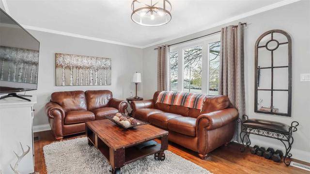 498 The Queensway S, House detached with 2 bedrooms, 1 bathrooms and 5 parking in Georgina ON | Image 18