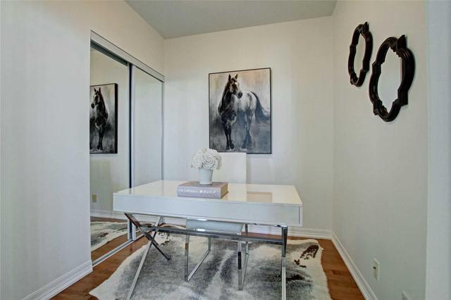 1509 - 38 Fontenay Crt, Condo with 2 bedrooms, 2 bathrooms and 1 parking in Toronto ON | Image 9
