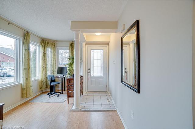 64 - 1240 Westview Terr, House attached with 3 bedrooms, 3 bathrooms and 2 parking in Oakville ON | Image 34