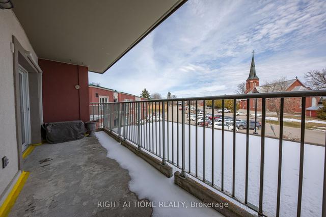 208 - 333 Rue Lafontaine Rd W, Condo with 2 bedrooms, 2 bathrooms and 1 parking in Tiny ON | Image 14