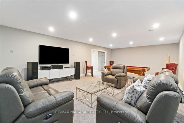11 - 6 Juniper Tr, Townhouse with 2 bedrooms, 3 bathrooms and 4 parking in Welland ON | Image 27