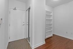 3802 - 10 Navy Wharf Crct, Condo with 1 bedrooms, 1 bathrooms and 1 parking in Toronto ON | Image 17