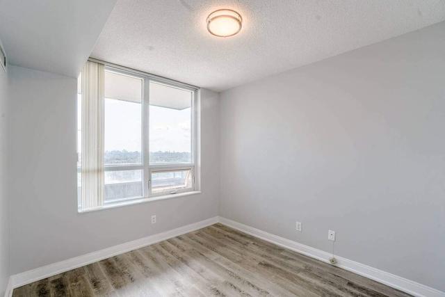 1739 - 35 Viking Lane, Condo with 2 bedrooms, 2 bathrooms and 1 parking in Toronto ON | Image 3