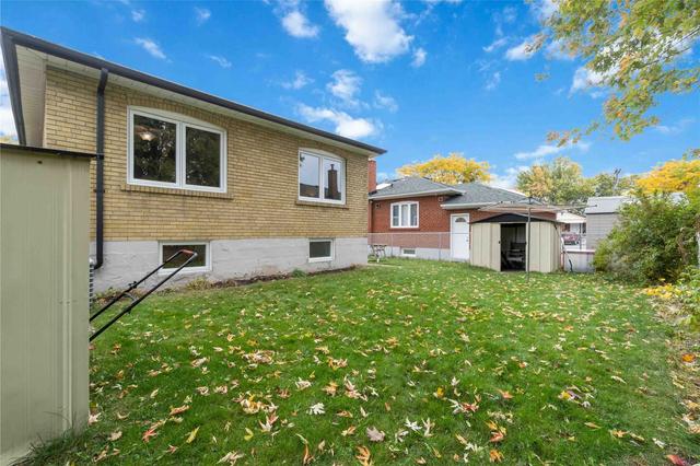 809 Ellesmere Rd, House detached with 3 bedrooms, 2 bathrooms and 3 parking in Toronto ON | Image 14