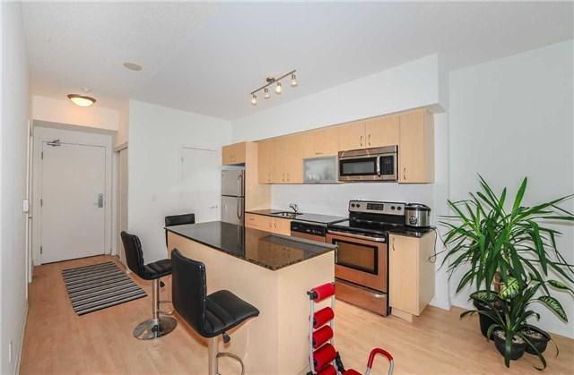 1405 - 55 East Liberty St, Condo with 1 bedrooms, 1 bathrooms and 1 parking in Toronto ON | Image 2