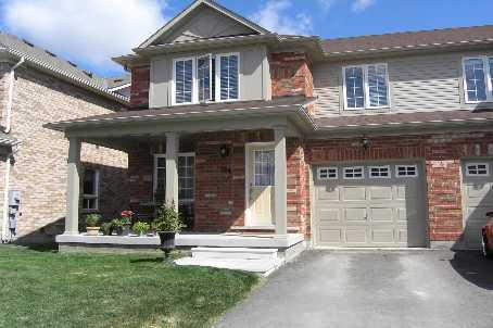 124 Mynden Way, House semidetached with 3 bedrooms, 3 bathrooms and 2 parking in Newmarket ON | Image 1
