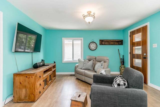 161 Melrose Ave, House detached with 2 bedrooms, 1 bathrooms and 3 parking in Wasaga Beach ON | Image 1