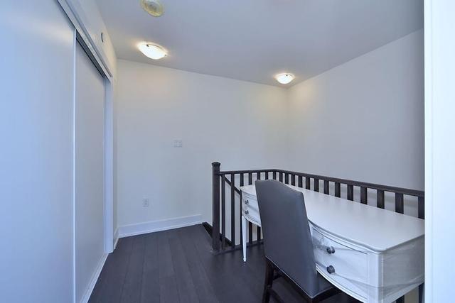 8 - 52 Holmes Ave, Townhouse with 2 bedrooms, 2 bathrooms and 2 parking in Toronto ON | Image 9