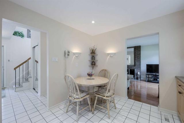 2727 Inlake Crt, House detached with 4 bedrooms, 3 bathrooms and 6 parking in Mississauga ON | Image 11