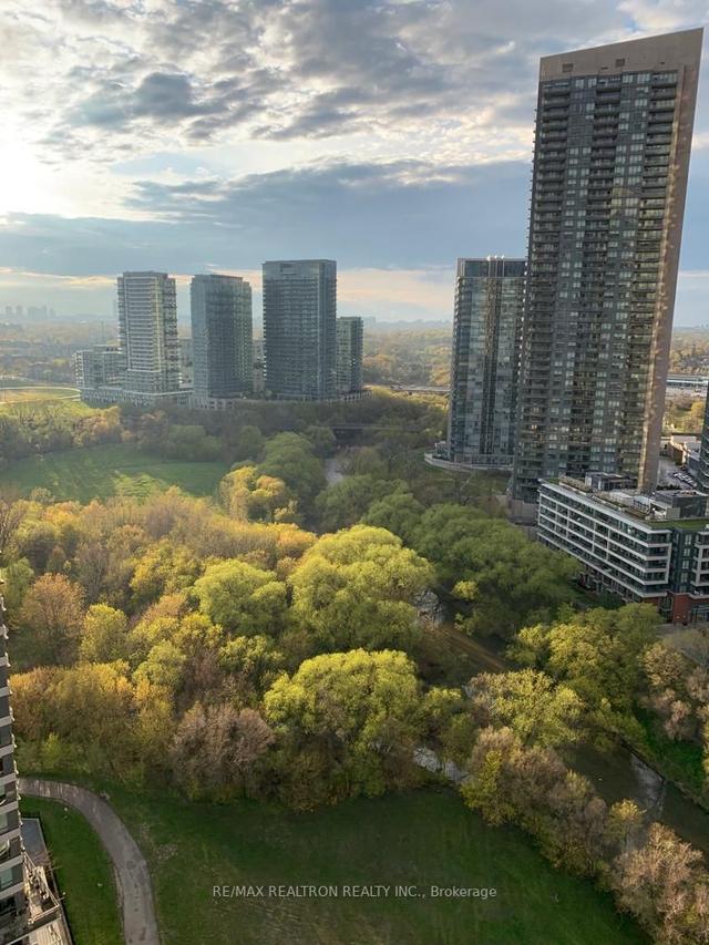 2402 - 2230 Lake Shore Blvd W, Condo with 2 bedrooms, 1 bathrooms and 1 parking in Toronto ON | Image 25
