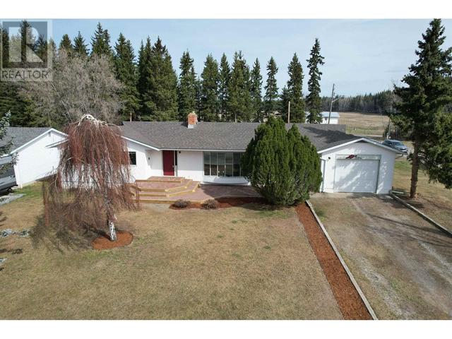 3584 Morast Road, House detached with 3 bedrooms, 3 bathrooms and null parking in Quesnel BC | Image 2