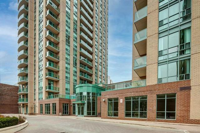 lph 2 - 26 Olive Ave, Condo with 2 bedrooms, 2 bathrooms and 1 parking in Toronto ON | Image 1