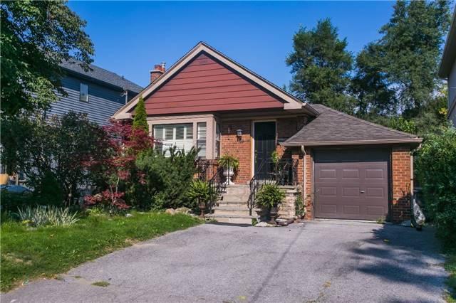 86 Mcgillivray Ave, House detached with 3 bedrooms, 2 bathrooms and 2 parking in Toronto ON | Image 3