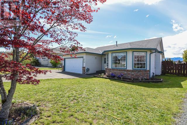 1896 Mallard Dr, House detached with 3 bedrooms, 2 bathrooms and 3 parking in Courtenay BC | Card Image