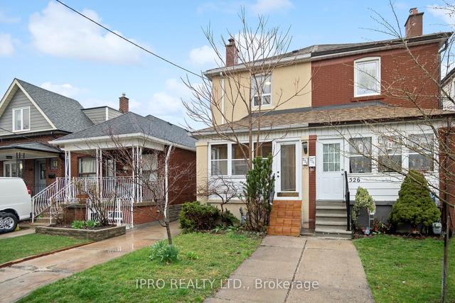 524 Lauder Ave, House semidetached with 3 bedrooms, 2 bathrooms and 2 parking in Toronto ON | Image 23