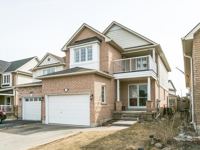 19 Madden Pl, House detached with 3 bedrooms, 3 bathrooms and 3 parking in Clarington ON | Image 1