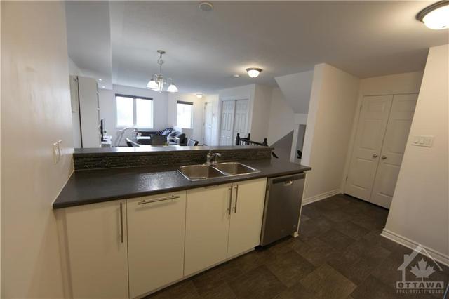 a - 271 Titanium Private, House attached with 2 bedrooms, 2 bathrooms and 1 parking in Ottawa ON | Image 14