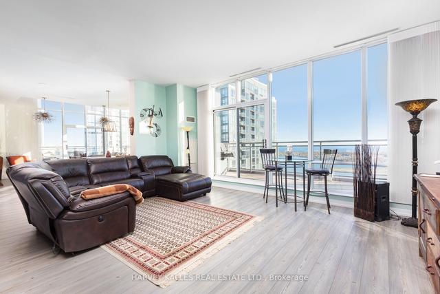 ph05 - 15 Fort York Blvd, Condo with 3 bedrooms, 3 bathrooms and 1 parking in Toronto ON | Image 4