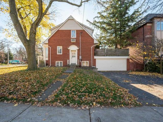 148 Rosewell Ave, House detached with 3 bedrooms, 2 bathrooms and 6 parking in Toronto ON | Image 12