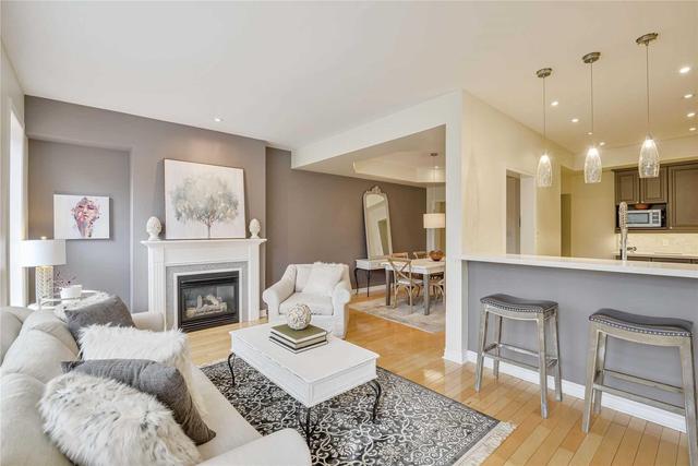 9 - 300 Ravineview Way, Townhouse with 4 bedrooms, 3 bathrooms and 1 parking in Oakville ON | Image 5