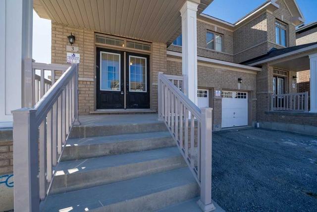 3 Conarty Cres, House semidetached with 4 bedrooms, 3 bathrooms and 2 parking in Whitby ON | Image 8